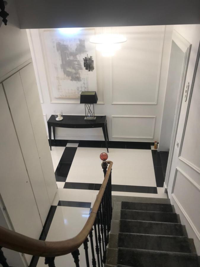 Lazare Maison De Maitre , Appartements De Standing Avec Parking Privatif A Seulement 7 Minutes A Pied Du Centre Historique De ベジエ エクステリア 写真